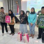 Gabung Program THR Kemenag Jember, Lazawa Darul Hikam Ikut Salurkan Ratusan Paket Sembako