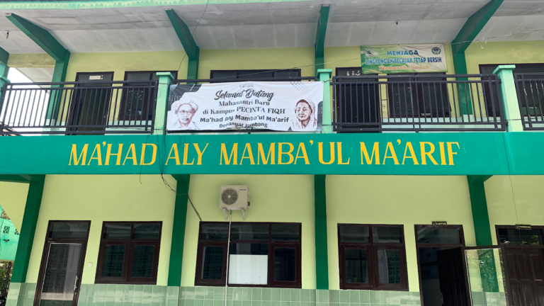 Semarakkan Muktamar NU ke-35, Womester dan Ma’had Aly Mamba’ul Ma’arif Gelar Bedah Buku Fiqh Aqalliyat
